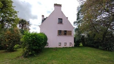 House for sale, 6 rooms, in the town of Combrit (29), very large plot