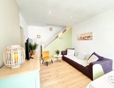 House for sale 6 rooms GUILVINEC (29) 4 bedrooms, walk to beach