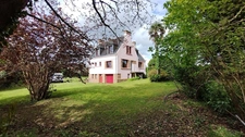 House for sale, 6 rooms, in the town of Combrit (29), very large plot