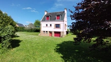 House for sale, 6 rooms, in the town of Combrit (29), very large plot