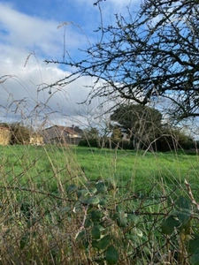 Terrain constructible, à vendre, de 1 102,00 m² DIGNAC (16)