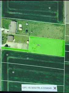 GERMIGNAC Terrain plat constructible, dans un environnement calme à  15 km de Cognac