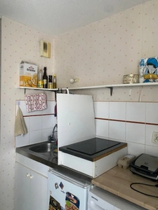  Gond Pontouvre, dans une résidencce au calme entourée d'un parc, appartement de 48 m2 en RDC, avec terrasse couverte et rambarde