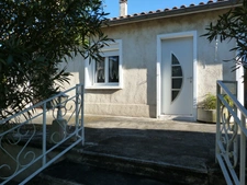 A Nersac,16, proche de toutes les commodités, maison à vendre prête à habiter, juste à rafraîchir.