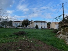 Terrain constructible, à vendre, de 1 102,00 m² DIGNAC (16)