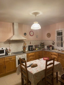 Maison à vendre dans un hameau de DIRAC, au calme, juste à remettre au goût du jour