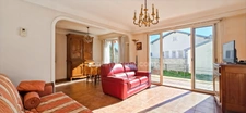 ? Maison de plain-pied 88 m² – 2 chambres (+ possibilité 3ème) – Quartier calme – Jardin clôturé – Garage fermé PAU (64)