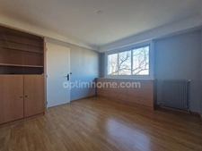 À vendre : Appartement 3 pièces de 76 m² à Pau – Vue imprenable sur les Pyrénées- Garage et cadre verdoyant!