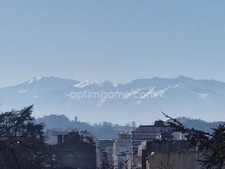À vendre : Appartement 3 pièces de 76 m² à Pau – Vue imprenable sur les Pyrénées- Garage et cadre verdoyant!