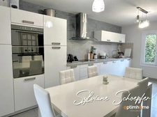Maison familiale avec piscine et 6 chambres à Chamaret (26)