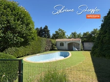 Élégante villa familiale de 237 m² avec piscine dans un quartier recherché de Montélimar (26)