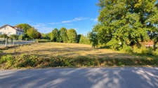 Terrain constructible de 1 265 m² à Saint-Priest-Taurion – Libre de constructeur
