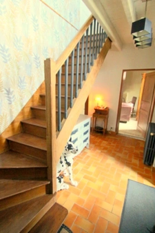 Maison type manoir de 120 m2 habitable, 150 m2 possible sur 13600 M2 de terrain clos