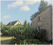 Terrain constructible 1778 m2 à l'entrée de Fougères