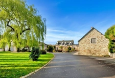Maison à vendre 7 pièces 200 m2 LA CHAPELLE JANSON (35) avec dépendances et terrain 