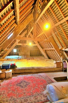 Maison type manoir de 120 m2 habitable, 150 m2 possible sur 13600 M2 de terrain clos