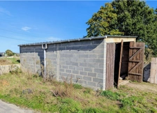 LE FERRÉ (35)– MAISON EN PIERRE À RÉNOVER AVEC BEAU POTENTIEL !