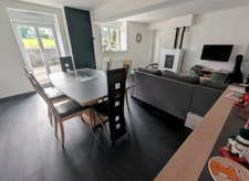 Maison en pierres rénovée (2022) 4 pièces – Terrain de 3 700 m² – Louvigné-du-Désert