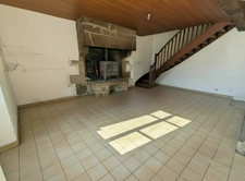 LE FERRÉ (35)– MAISON EN PIERRE À RÉNOVER AVEC BEAU POTENTIEL !