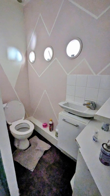 Maison rénovée en pierres à vendre, 6 pièces avec 4 voir 5 chambres, bourg SAINT GERMAIN EN COGLES (35)