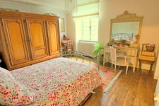 Maison type manoir de 120 m2 habitable, 150 m2 possible sur 13600 M2 de terrain clos