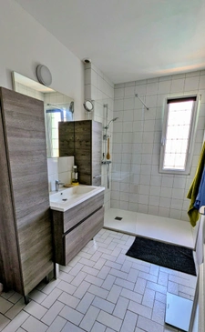 Maison à vendre 100 M2, 3 chambres, sous-sol complet- La Chapelle Janson- 