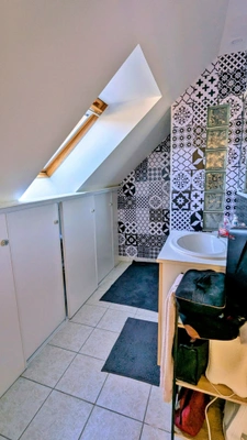 Maison rénovée en pierres 125 M2 à vendre, 6 pièces avec 4 voir 5 chambres, bourg SAINT GERMAIN EN COGLES (35)