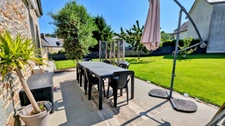 Maison rénovée en pierres 125 M2 à vendre, 6 pièces avec 4 voir 5 chambres, bourg SAINT GERMAIN EN COGLES (35)