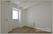 Maison rénovée 4 pièces SAINT JEAN DE LIVERSAY (17)
