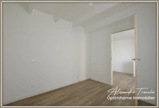 Maison rénovée 4 pièces SAINT JEAN DE LIVERSAY (17)