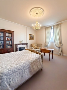 PROPRIETE -  MAISON BOURGEOISE D'EXCEPTION 10 PIECES - 785 000 EUROS - TERRAIN 2000 m2