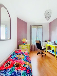 MAISON 5 PIECES 386 500 EUROS