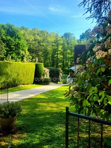 PISCOP – Propriété contemporaine d’exception aux portes de Paris 300 m² – Terrain 2 100 m² – Vue vallée