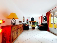 MAISON 5 PIECES 386 500 EUROS