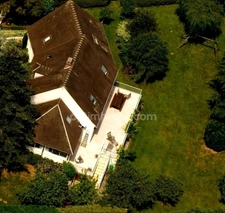 PISCOP – Propriété contemporaine d’exception aux portes de Paris 300 m² – Terrain 2 100 m² – Vue vallée