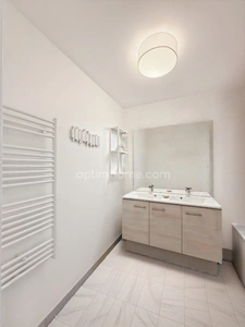APPARTEMENT 3 PIECES 375 000 EUROS AVEC UN PARKING