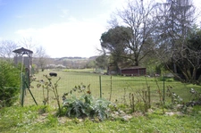 SAINT JEAN POUTGE 32, à vendre propriété de charme 8 pièces , dépendances et terrain arboré avec point d'eau.