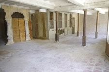 House for sale 8 rooms AIGNAN (32) with a surface area of 250 m² +105 m² commercial space or other.
