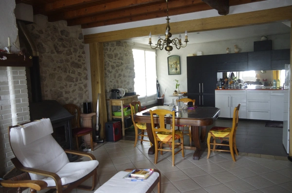 Maison à vendre 6 pièces proche de GONDRIN (32) avec vue sur les Pyrénéees