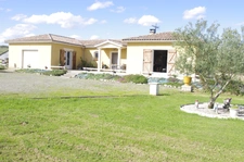 Maison à vendre 5 pièces proche de AUCH (32) de 2500 m² avec dépendance.