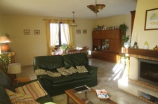 AUTERIVE 32, Maison à vendre  8 pièces; grand sous-sol, piscine sur terrain de 1500 m² .