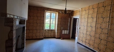 SAINT JEAN POUTGE 32, Maison en pierre à rénover de 139 m², grange  70 m² terrain 1500 m², garage.