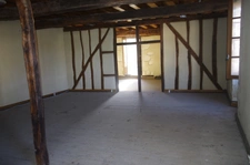Stone building for sale in Vic-Fezensac (32) with commercial premises and accommodation to be renovated 