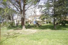 SAINT JEAN POUTGE 32, à vendre propriété de charme 8 pièces , dépendances et terrain arboré avec point d'eau.
