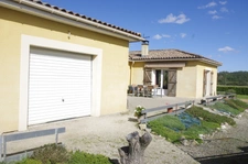 Maison à vendre 5 pièces proche de AUCH (32) de 2500 m² avec dépendance.