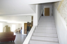 PEYRUSSE VIEILLE, hilly area, beautiful property of 227 m² with panoramic views and privileged environment.