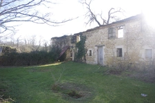 Propriété  6 pièces + dépendances sur 19 HA de terrain à vendre LAGRAULET DU GERS