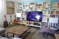 House for sale in Vic Fezensac 32190, 6 rooms, 2/3 bedrooms, South/East facing garden, well, garage and parking.