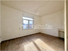 EN EXCLUSIVITÉ – WATTRELOS, SECTEUR SAINTE-THÉRÈSE – MAISON 1930, 3 CHAMBRES, JARDIN ET GARAGE  (59150)