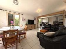 Saint-Léger-sur-Roanne — Maison de plain-pied 99m², 4 chambres et terrain de 2 224 m²